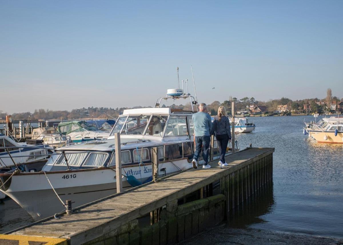 Hotel Broadlands Park And Marina Pakefield Esterno foto
